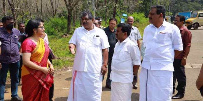 ശബരിമല തീര്ഥാടകര്ക്ക് അടിയന്തിര സഹായവുമായി സേഫ്സോണ് ; വിവരം ലഭിച്ച് ഏഴുമിനിറ്റില് സഹായമെത്തിക്കാന് സംവിധാനം ശബരിമല തീര്ഥാടകര്ക്ക് അടിയന്തിര സഹായവുമായി സേഫ്സോണ് ; വിവരം ലഭിച്ച് ഏഴുമിനിറ്റില് സഹായമെത്തിക്കാന് സംവിധാനം