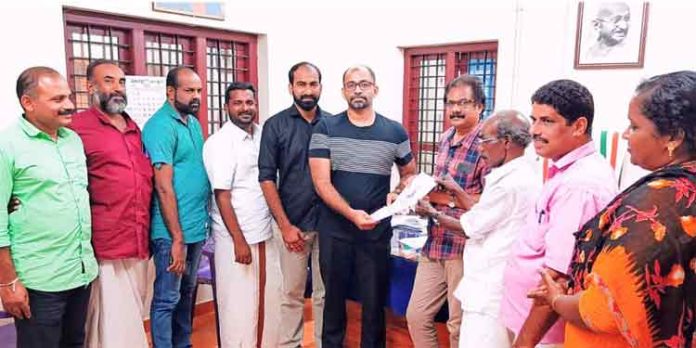 മണ്ണീറ വെള്ളച്ചാട്ടം – വികസന പ്രവർത്തനങ്ങൾക്ക് നെടുംപുറത്ത് സിബി മാത്യു സൌജന്യമായി സ്ഥലം നല്കി മണ്ണീറ വെള്ളച്ചാട്ടം – വികസന പ്രവർത്തനങ്ങൾക്ക് നെടുംപുറത്ത് സിബി മാത്യു സൌജന്യമായി സ്ഥലം നല്കി
