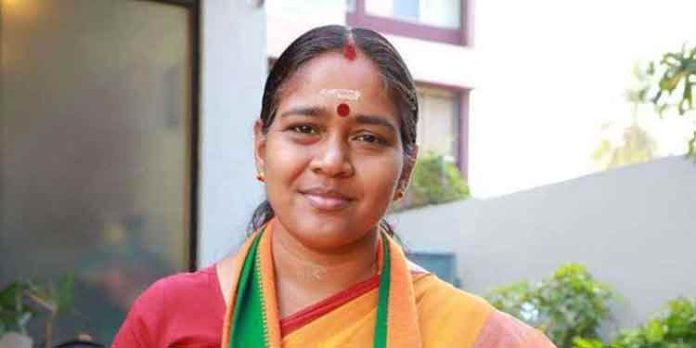 ഔദ്യോഗിക സ്ഥാനാർഥി പ്രഖ്യാപനമായിട്ടില്ലെങ്കിലും പാലക്കാട് മണ്ഡലത്തിൽ പ്രവർത്തനം സജീവമാക്കി ശോഭ സുരേന്ദ്രൻ ഔദ്യോഗിക സ്ഥാനാർഥി പ്രഖ്യാപനമായിട്ടില്ലെങ്കിലും പാലക്കാട് മണ്ഡലത്തിൽ പ്രവർത്തനം സജീവമാക്കി ശോഭ സുരേന്ദ്രൻ