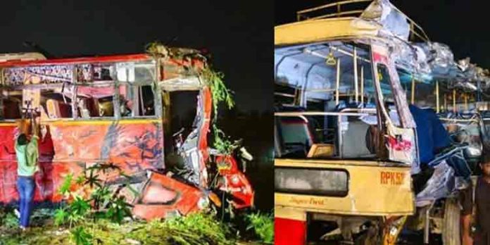 വടക്കഞ്ചേരി ബസ് അപകടത്തിൽ കെഎസ്ആർടിസി ഡ്രൈവർക്കും ഗുരുതര വീഴ്ചയെന്ന് നാറ്റ്പാക് റിപ്പോർട്ട് വടക്കഞ്ചേരി ബസ് അപകടത്തിൽ കെഎസ്ആർടിസി ഡ്രൈവർക്കും ഗുരുതര വീഴ്ചയെന്ന് നാറ്റ്പാക് റിപ്പോർട്ട്
