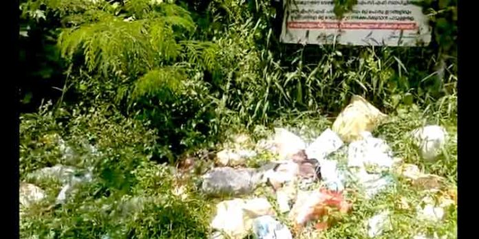 നന്ദി വീണ്ടും വരിക – പ്രമാടം ഗ്രാമ പഞ്ചായത്ത് ; വീണ്ടും വരാം ..എന്നാല് മൂക്കില് പഞ്ഞി തിരുകി മാത്രമേ ഇതുവഴി വരൂ നന്ദി വീണ്ടും വരിക – പ്രമാടം ഗ്രാമ പഞ്ചായത്ത് ; വീണ്ടും വരാം ..എന്നാല് മൂക്കില് പഞ്ഞി തിരുകി മാത്രമേ ഇതുവഴി വരൂ