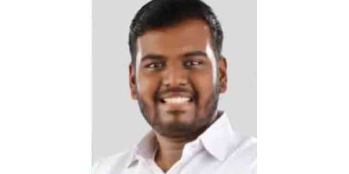 ലോ അക്കാദമി മുന് കെ എസ് യു യൂണിറ്റ് പ്രസിഡന്റിനെതിരെ ലൈംഗിക പീഡന പരാതി പിന്വലിക്കാന് ഒരുങ്ങി യുവതി ; അറസ്റ്റ് ചെയ്തേ പറ്റൂവെന്ന് പോലീസ് ലോ അക്കാദമി മുന് കെ എസ് യു യൂണിറ്റ് പ്രസിഡന്റിനെതിരെ ലൈംഗിക പീഡന പരാതി പിന്വലിക്കാന് ഒരുങ്ങി യുവതി ; അറസ്റ്റ് ചെയ്തേ പറ്റൂവെന്ന് പോലീസ്