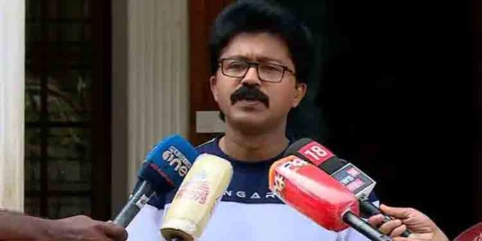 പരാതിക്കാരിയെ മർദ്ദിച്ച കേസ് ; എല്ദോസ് കുന്നപ്പിള്ളി എംഎൽഎക്ക് മുന്കൂര് ജാമ്യം പരാതിക്കാരിയെ മർദ്ദിച്ച കേസ് ; എല്ദോസ് കുന്നപ്പിള്ളി എംഎൽഎക്ക് മുന്കൂര് ജാമ്യം