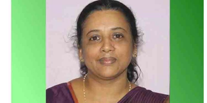 സര്ക്കാരിന് പ്രതിരോധം തീര്ത്ത് പുതിയ നീക്കവുമായി ഗവര്ണര് ആരിഫ് മുഹമ്മദ് ഖാന് സര്ക്കാരിന് പ്രതിരോധം തീര്ത്ത് പുതിയ നീക്കവുമായി ഗവര്ണര് ആരിഫ് മുഹമ്മദ് ഖാന്