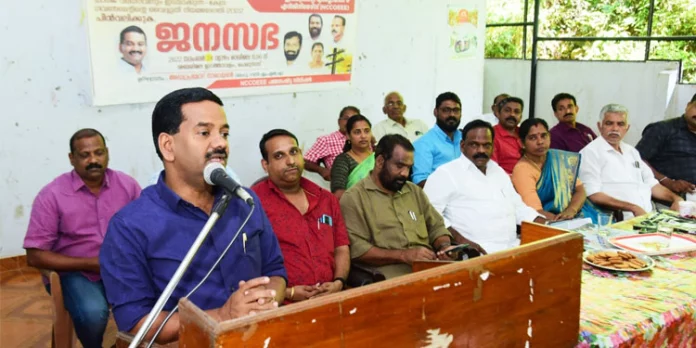വന്ദേമാതരം പറഞ്ഞ് അധികാരത്തിലെത്തിയവർ വന്ദേ അദാനി പറയുന്നതാണ് പ്രശ്നം ; എംഎൽഎ വന്ദേമാതരം പറഞ്ഞ് അധികാരത്തിലെത്തിയവർ വന്ദേ അദാനി പറയുന്നതാണ് പ്രശ്നം ; എംഎൽഎ