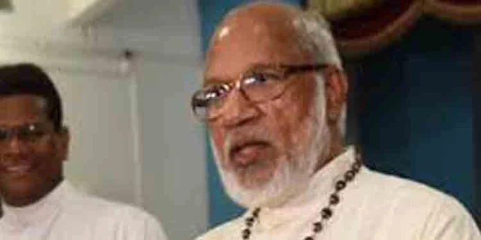 കര്ദിനാളിന് തിരിച്ചടി : ഭൂമിയിടപാട് കേസില് നേരിട്ട് ഹാജരാകണം കര്ദിനാളിന് തിരിച്ചടി : ഭൂമിയിടപാട് കേസില് നേരിട്ട് ഹാജരാകണം