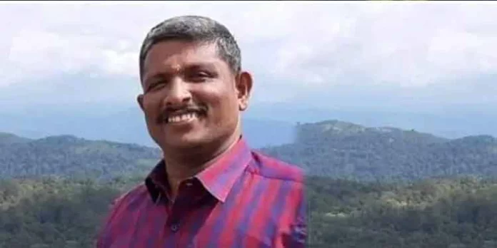 ആര്എസ്എസ് നേതാവ് ശ്രീനിവാസന് കൊലക്കേസ് : രണ്ട് പേര് കൂടി അറസ്റ്റില് ആര്എസ്എസ് നേതാവ് ശ്രീനിവാസന് കൊലക്കേസ് : രണ്ട് പേര് കൂടി അറസ്റ്റില്