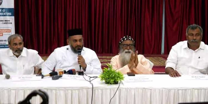 ഓർത്തഡോക്സ്- യാക്കോബായ സഭാതര്ക്കം ; സര്ക്കാര് നടത്തിയ ചര്ച്ച പരാജയം ഓർത്തഡോക്സ്- യാക്കോബായ സഭാതര്ക്കം ; സര്ക്കാര് നടത്തിയ ചര്ച്ച പരാജയം