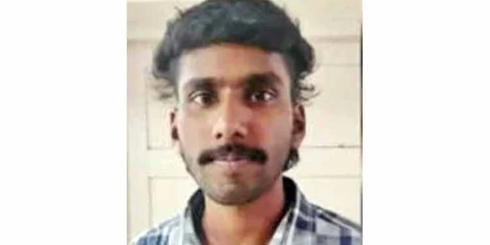 പ്രണയം നടിച്ച് പ്രായപൂര്ത്തിയാകാത്ത പെണ് സുഹൃത്തിനെ പീഡിപ്പിച്ച യുവാവിനെ പോലീസ് അറസ്റ്റ് ചെയ്തു പ്രണയം നടിച്ച് പ്രായപൂര്ത്തിയാകാത്ത പെണ് സുഹൃത്തിനെ പീഡിപ്പിച്ച യുവാവിനെ പോലീസ് അറസ്റ്റ് ചെയ്തു
