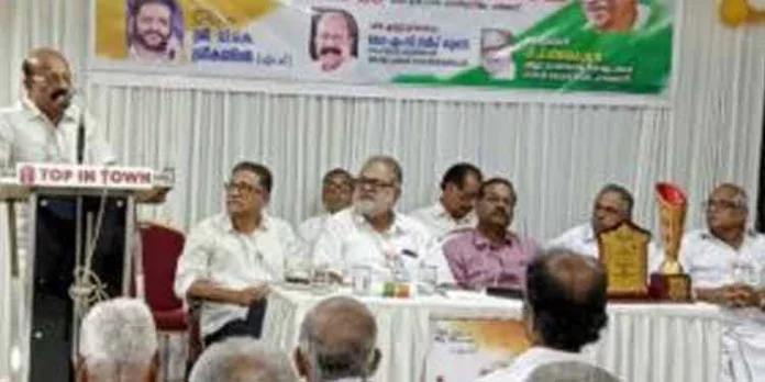 ഗാന്ധിജിയെ അറിയാത്തവര് ഇന്ത്യയെ അറിയുന്നില്ല : ഡോ.എം.സി.ദിലീപ് കുമാര് ഗാന്ധിജിയെ അറിയാത്തവര് ഇന്ത്യയെ അറിയുന്നില്ല : ഡോ.എം.സി.ദിലീപ് കുമാര്