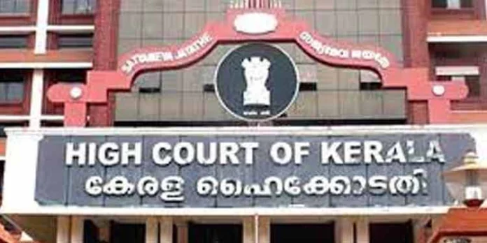 പ്രിയ വര്ഗീസിനെതിരെ വിമര്ശനം ഉന്നയിച്ചും ചോദ്യങ്ങള് ചോദിച്ചും ഹൈക്കോടതി പ്രിയ വര്ഗീസിനെതിരെ വിമര്ശനം ഉന്നയിച്ചും ചോദ്യങ്ങള് ചോദിച്ചും ഹൈക്കോടതി