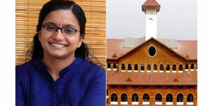 ഹൈക്കോടതിയുടെ വിമര്ശനം വന്നതിനു പിന്നാലെ പരിഹസിച്ച് ഫെയ്സ്ബുക്കില് പോസ്റ്റിട്ട് പ്രിയ വര്ഗീസ് ; പോസ്റ്റ് വിവാദമായതോടെ മുക്കി ഹൈക്കോടതിയുടെ വിമര്ശനം വന്നതിനു പിന്നാലെ പരിഹസിച്ച് ഫെയ്സ്ബുക്കില് പോസ്റ്റിട്ട് പ്രിയ വര്ഗീസ് ; പോസ്റ്റ് വിവാദമായതോടെ മുക്കി