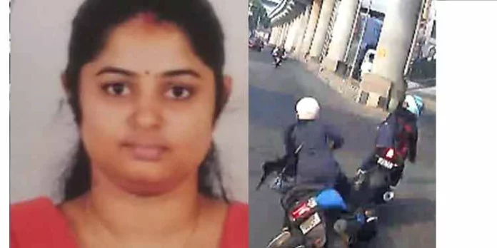 ബൈക്ക് ഇടിച്ച് റോഡില് വീണ സ്കൂട്ടര്യാത്രക്കാരി ദേഹത്ത് ബസ് കയറി മരിച്ചു ബൈക്ക് ഇടിച്ച് റോഡില് വീണ സ്കൂട്ടര്യാത്രക്കാരി ദേഹത്ത് ബസ് കയറി മരിച്ചു