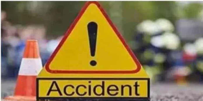 ഉത്തരാഖണ്ഡിലെ ജോഷിമത്തിന് സമീപം വാഹനാപകടത്തിൽ രണ്ട് സ്ത്രീകളടക്കം 12 പേർ മരിച്ചു ഉത്തരാഖണ്ഡിലെ ജോഷിമത്തിന് സമീപം വാഹനാപകടത്തിൽ രണ്ട് സ്ത്രീകളടക്കം 12 പേർ മരിച്ചു