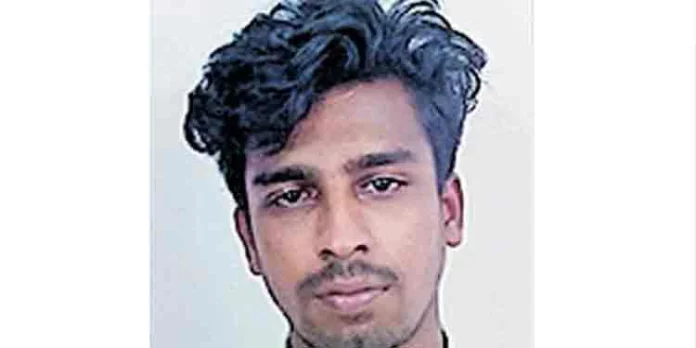 പ്രായപൂർത്തിയാകാത്ത പെൺകുട്ടിയുടെ നഗ്ന വീഡിയോ ചിത്രീകരിച്ച് സുഹൃത്തുക്കൾക്ക് അയച്ചു ; യുവാവ് അറസ്റ്റിൽ പ്രായപൂർത്തിയാകാത്ത പെൺകുട്ടിയുടെ നഗ്ന വീഡിയോ ചിത്രീകരിച്ച് സുഹൃത്തുക്കൾക്ക് അയച്ചു ; യുവാവ് അറസ്റ്റിൽ