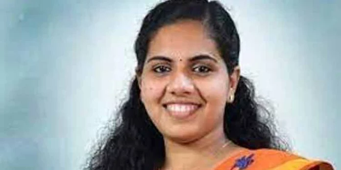 നഗരസഭ കത്ത് വിവാദത്തില് പ്രതിഷേധം കടുപ്പിക്കാന് പ്രതിപക്ഷം നഗരസഭ കത്ത് വിവാദത്തില് പ്രതിഷേധം കടുപ്പിക്കാന് പ്രതിപക്ഷം