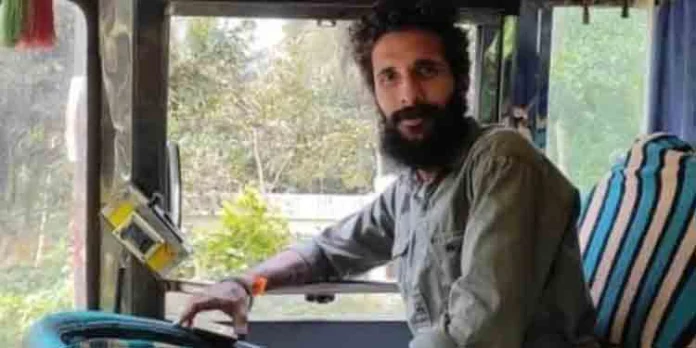 കണ്ണൂരില് ആര്എസ്എസ് പ്രവര്ത്തകന് വെട്ടേറ്റു കണ്ണൂരില് ആര്എസ്എസ് പ്രവര്ത്തകന് വെട്ടേറ്റു