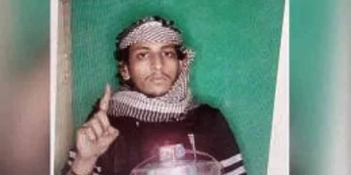 മംഗളൂരു സ്ഫോടനക്കേസിലെ മുഖ്യപ്രതി മുഹമ്മദ് ഷാരിഖ് ആലുവയില് ഒരുദിവസം തങ്ങിയെന്ന് സ്ഥിരീകരിച്ചു മംഗളൂരു സ്ഫോടനക്കേസിലെ മുഖ്യപ്രതി മുഹമ്മദ് ഷാരിഖ് ആലുവയില് ഒരുദിവസം തങ്ങിയെന്ന് സ്ഥിരീകരിച്ചു