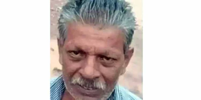 ഫുട്ബോള് കളി കണ്ടതിന് ശേഷം വീട്ടിലേക്ക് പോയ വൃദ്ധനെ തോട്ടില് മരിച്ച നിലയില് കണ്ടെത്തി ഫുട്ബോള് കളി കണ്ടതിന് ശേഷം വീട്ടിലേക്ക് പോയ വൃദ്ധനെ തോട്ടില് മരിച്ച നിലയില് കണ്ടെത്തി