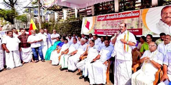 ഇടതു സർക്കാർ പ്രകടനപത്രിയിൽ റബർ കർഷകർക്ക് വാഗ്ദാനം ചെയ്ത 250 രൂപ തറവില നടപ്പിലാക്കണo : പി.സി.ജോർജ് ഇടതു സർക്കാർ പ്രകടനപത്രിയിൽ റബർ കർഷകർക്ക് വാഗ്ദാനം ചെയ്ത 250 രൂപ തറവില നടപ്പിലാക്കണo : പി.സി.ജോർജ്