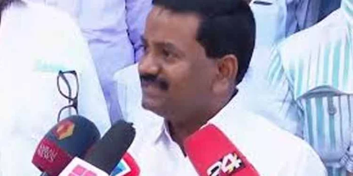 അർഹതപ്പെട്ടവർക്ക് പട്ടയം ലഭ്യമാക്കുന്നതിന് സ്പെഷ്യൽ റവന്യൂ ടീമിനെ നിയോഗിക്കണം ; അഡ്വ പ്രമോദ് നാരായൺ എംഎൽഎ മുഖ്യമന്ത്രിയ്ക്ക് നിവേദനം നൽകി അർഹതപ്പെട്ടവർക്ക് പട്ടയം ലഭ്യമാക്കുന്നതിന് സ്പെഷ്യൽ റവന്യൂ ടീമിനെ നിയോഗിക്കണം ; അഡ്വ പ്രമോദ് നാരായൺ എംഎൽഎ മുഖ്യമന്ത്രിയ്ക്ക് നിവേദനം നൽകി