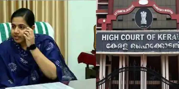 കത്തില് നേരറിയാന് സിബിഐ വേണ്ടെന്ന് സര്ക്കാര് ഹൈക്കോടതിയില് കത്തില് നേരറിയാന് സിബിഐ വേണ്ടെന്ന് സര്ക്കാര് ഹൈക്കോടതിയില്