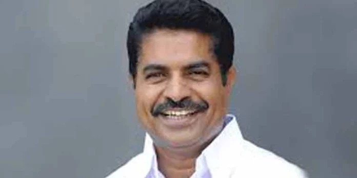 സോളാര് പീഡനകേസില് തനിക്കെതിരെ നടന്നത് രാഷ്ട്രീയ പക പോക്കലെന്ന് തെളിഞ്ഞു : അടൂര് പ്രകാശ് എം പി സോളാര് പീഡനകേസില് തനിക്കെതിരെ നടന്നത് രാഷ്ട്രീയ പക പോക്കലെന്ന് തെളിഞ്ഞു : അടൂര് പ്രകാശ് എം പി