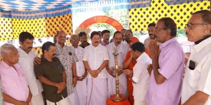 റാന്നി രാമപുരം ക്ഷേത്രത്തിനു മുന്പില് ആരംഭിച്ച അയ്യപ്പ സേവന കേന്ദ്രം ഉദ്ഘാടനം ചെയ്തു റാന്നി രാമപുരം ക്ഷേത്രത്തിനു മുന്പില് ആരംഭിച്ച അയ്യപ്പ സേവന കേന്ദ്രം ഉദ്ഘാടനം ചെയ്തു
