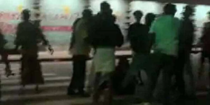 കോളേജ് വിദ്യാർത്ഥിനിക്ക് നേരെ ആക്രമണം കോളേജ് വിദ്യാർത്ഥിനിക്ക് നേരെ ആക്രമണം