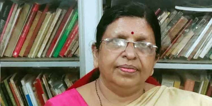 സിനിമ സെറ്റുകളില് ആഭ്യന്തര പരാതി പരിഹാര സെല്ലുകള് പ്രവര്ത്തിക്കേണ്ട രീതിയിലല്ല പ്രവര്ത്തിക്കുന്നതെന്ന് വനിത കമ്മീഷന് അദ്ധ്യക്ഷ പി സതീദേവി സിനിമ സെറ്റുകളില് ആഭ്യന്തര പരാതി പരിഹാര സെല്ലുകള് പ്രവര്ത്തിക്കേണ്ട രീതിയിലല്ല പ്രവര്ത്തിക്കുന്നതെന്ന് വനിത കമ്മീഷന് അദ്ധ്യക്ഷ പി സതീദേവി