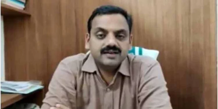 പന്നിപ്പനി വ്യാപകമാകുന്ന സാഹചര്യത്തില് രോഗവ്യാപനം തടയുന്നതിന് ശാസ്ത്രീയമായ സമീപനം സ്വീകരിക്കണമെന്ന് ഡീന് കുര്യാക്കോസ് എം.പി പന്നിപ്പനി വ്യാപകമാകുന്ന സാഹചര്യത്തില് രോഗവ്യാപനം തടയുന്നതിന് ശാസ്ത്രീയമായ സമീപനം സ്വീകരിക്കണമെന്ന് ഡീന് കുര്യാക്കോസ് എം.പി