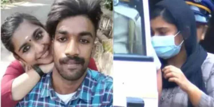 ഷാരോണ് വധക്കേസിലെ മുഖ്യപ്രതി ഗ്രീഷ്മയുടെ അമ്മയുടെയും അമ്മാവന്റെയും ജാമ്യ ഹര്ജികള് ഹൈക്കോടതി തളളി ഷാരോണ് വധക്കേസിലെ മുഖ്യപ്രതി ഗ്രീഷ്മയുടെ അമ്മയുടെയും അമ്മാവന്റെയും ജാമ്യ ഹര്ജികള് ഹൈക്കോടതി തളളി