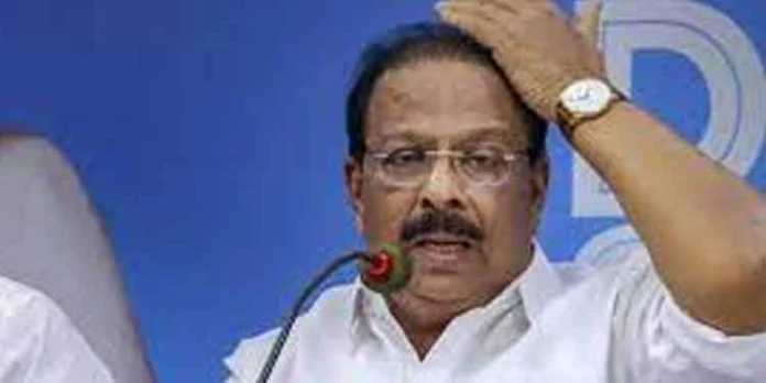നിരോധിത സംഘടനയുടെ സാന്നിധ്യമുണ്ടെന്ന് ആരോപിച്ച് മത്സ്യത്തൊഴിലാളികളുടെ ഉപജീവനപോരാട്ടത്തെ തകര്ക്കാന് സര്ക്കാര് ശ്രമo : കെ.സുധാകരന് എംപി നിരോധിത സംഘടനയുടെ സാന്നിധ്യമുണ്ടെന്ന് ആരോപിച്ച് മത്സ്യത്തൊഴിലാളികളുടെ ഉപജീവനപോരാട്ടത്തെ തകര്ക്കാന് സര്ക്കാര് ശ്രമo : കെ.സുധാകരന് എംപി