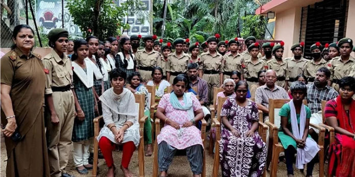 എൻ സി സി കേഡറ്റുകൾ ഗാന്ധിഭവൻ ദേവലോകം സന്ദർശിച്ചു എൻ സി സി കേഡറ്റുകൾ ഗാന്ധിഭവൻ ദേവലോകം സന്ദർശിച്ചു