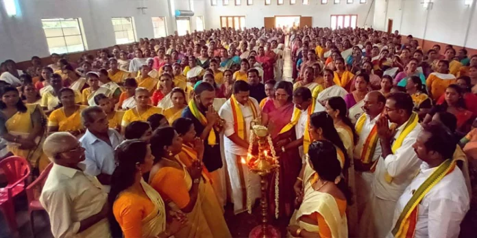 എസ്.എൻ.ഡി.പി യോഗം കുട്ടനാട് സൗത്ത് യൂണിയൻ വനിതാ സംഗമം കരുമാടിയിൽ നടന്നു എസ്.എൻ.ഡി.പി യോഗം കുട്ടനാട് സൗത്ത് യൂണിയൻ വനിതാ സംഗമം കരുമാടിയിൽ നടന്നു