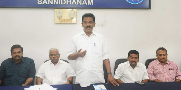 കൂടുതല് തീര്ത്ഥാടകര് ശബരിമലയിൽ എത്തും ; ക്രമീകരണങ്ങള് ഏര്പ്പെടുത്തി : മന്ത്രി കെ. രാധാകൃഷ്ണന് കൂടുതല് തീര്ത്ഥാടകര് ശബരിമലയിൽ എത്തും ; ക്രമീകരണങ്ങള് ഏര്പ്പെടുത്തി : മന്ത്രി കെ. രാധാകൃഷ്ണന്