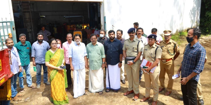 നിലയ്ക്കല് ബേസ് ക്യാമ്പ് നിയമസഭ പരിസ്ഥിതി സമിതി സന്ദര്ശിച്ചു നിലയ്ക്കല് ബേസ് ക്യാമ്പ് നിയമസഭ പരിസ്ഥിതി സമിതി സന്ദര്ശിച്ചു