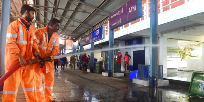 സുരക്ഷാ സന്നാഹങ്ങളുമായി അഗ്നി രക്ഷാസേന സന്നിധാനത്ത് താത്കാലിക സ്റ്റേഷന് തുറന്നു സുരക്ഷാ സന്നാഹങ്ങളുമായി അഗ്നി രക്ഷാസേന സന്നിധാനത്ത് താത്കാലിക സ്റ്റേഷന് തുറന്നു