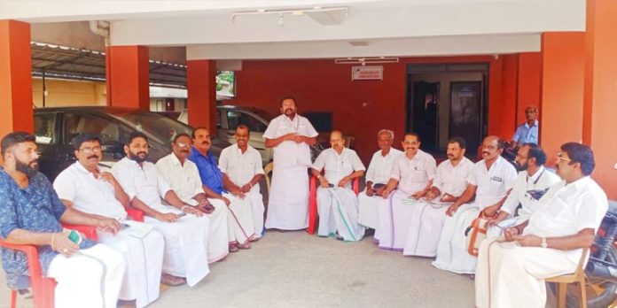 നിർമ്മാണ തൊഴിലാളികളോടുള്ള അവഗണന സർക്കാർ അവസാനിപ്പിക്കണം : അഡ്വ.റ്റി. ശരത് ചന്ദ്രപ്രസാദ് നിർമ്മാണ തൊഴിലാളികളോടുള്ള അവഗണന സർക്കാർ അവസാനിപ്പിക്കണം : അഡ്വ.റ്റി. ശരത് ചന്ദ്രപ്രസാദ്