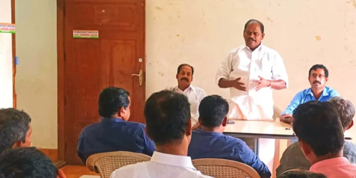 സേവാദൾ നേതൃത്വത്തിൽ അക്ഷയ പാത്രം പദ്ധതി നടപ്പാക്കും സേവാദൾ നേതൃത്വത്തിൽ അക്ഷയ പാത്രം പദ്ധതി നടപ്പാക്കും