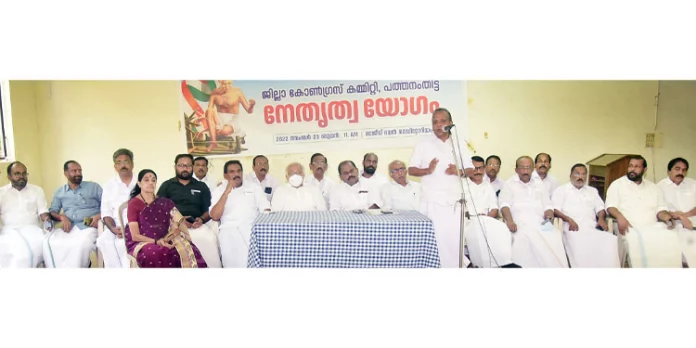 സംസ്ഥാന സര്ക്കാര് ജനങ്ങളെ കബളിപ്പിക്കുന്നു : അഡ്വ. എ.എ ഷുക്കൂര് സംസ്ഥാന സര്ക്കാര് ജനങ്ങളെ കബളിപ്പിക്കുന്നു : അഡ്വ. എ.എ ഷുക്കൂര്