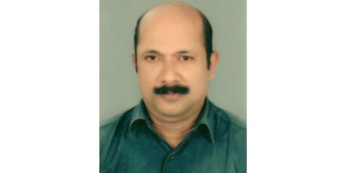 റോഡിൽ പൈപ്പ് പൊട്ടി ഉണ്ടായകുഴിയിൽ വീണ് സ്കൂട്ടർ യാത്രികനായ അജയകുമാർ മരിച്ചിട്ട് നാളെയ്ക്ക് ഒരു വർഷം റോഡിൽ പൈപ്പ് പൊട്ടി ഉണ്ടായകുഴിയിൽ വീണ് സ്കൂട്ടർ യാത്രികനായ അജയകുമാർ മരിച്ചിട്ട് നാളെയ്ക്ക് ഒരു വർഷം
