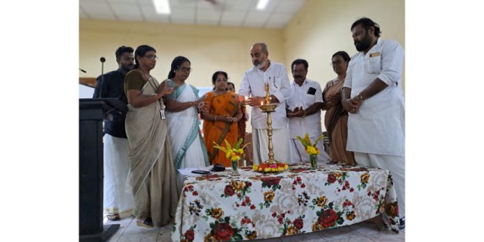 ബാല സൗഹൃദം : ബോധവത്ക്കരണ സെമിനാര് നടത്തി ബാല സൗഹൃദം : ബോധവത്ക്കരണ സെമിനാര് നടത്തി