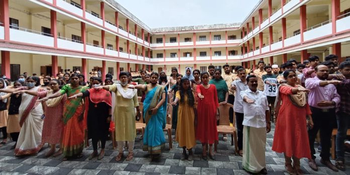 അഡ്വ. പ്രമോദ് നാരായണ് എംഎല്എയുടെ നേതൃത്വത്തില് ലഹരി വിരുദ്ധ സേന അഡ്വ. പ്രമോദ് നാരായണ് എംഎല്എയുടെ നേതൃത്വത്തില് ലഹരി വിരുദ്ധ സേന
