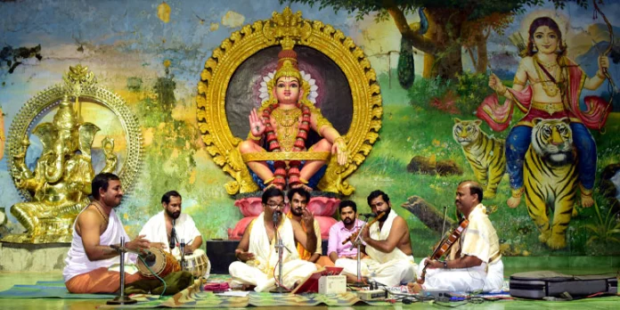 സന്നിധാനത്തെ സംഗീത നിര്ഭരമാക്കി അമൃതവര്ഷിണി സന്നിധാനത്തെ സംഗീത നിര്ഭരമാക്കി അമൃതവര്ഷിണി