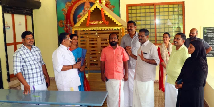 തീര്ഥാടകരെ സ്വീകരിക്കാന് ഒരുങ്ങി ശബരിമല ഇടത്താവളം ; നഗരസഭാ ചെയര്മാന് ഒരുക്കങ്ങള് വിലയിരുത്തി തീര്ഥാടകരെ സ്വീകരിക്കാന് ഒരുങ്ങി ശബരിമല ഇടത്താവളം ; നഗരസഭാ ചെയര്മാന് ഒരുക്കങ്ങള് വിലയിരുത്തി