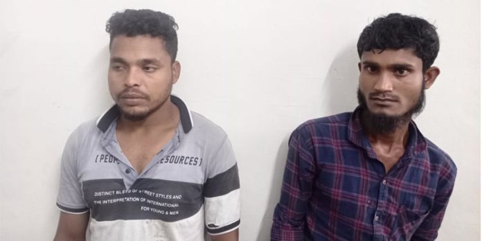 പോലീസ് പരിശോധന വ്യാപകം : കഞ്ചാവുമായി ഇതരസംസ്ഥാന തൊഴിലാളികൾ പിടിയിൽ പോലീസ് പരിശോധന വ്യാപകം : കഞ്ചാവുമായി ഇതരസംസ്ഥാന തൊഴിലാളികൾ പിടിയിൽ