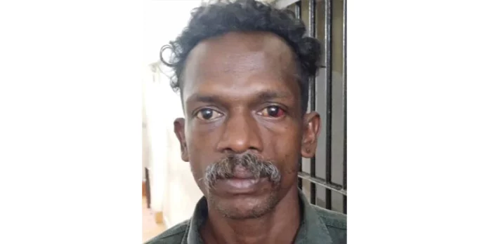 ആടുകളുടെ ഒച്ച അലോസരപ്പെടുത്തി ; യുവതിയെ തീവെച്ചുകൊല്ലാൻ ശ്രമിച്ച കൊടുമൺ സ്വദേശി പിടിയിൽ ആടുകളുടെ ഒച്ച അലോസരപ്പെടുത്തി ; യുവതിയെ തീവെച്ചുകൊല്ലാൻ ശ്രമിച്ച കൊടുമൺ സ്വദേശി പിടിയിൽ