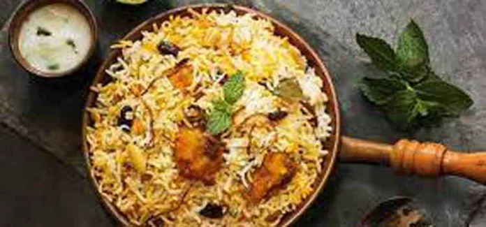 ഇന്ത്യയിലെ രുചിയാര്ന്ന വ്യത്യസ്ത വിഭവങ്ങങ്ങള് പരിചയപ്പെടാം ഇന്ത്യയിലെ രുചിയാര്ന്ന വ്യത്യസ്ത വിഭവങ്ങങ്ങള് പരിചയപ്പെടാം