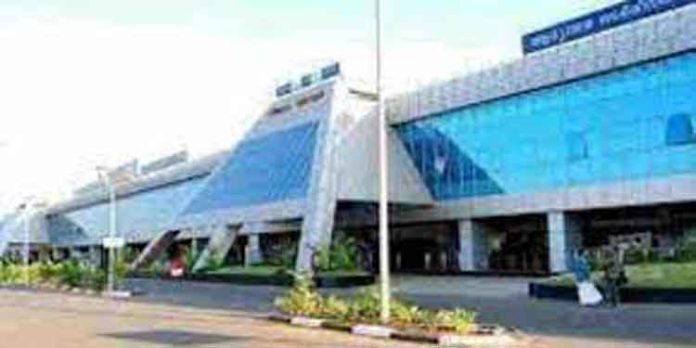കോഴിക്കോട് അന്താരാഷ്ട്ര വിമാനത്താവളം വഴി കെ.എസ്.ആര്.ടി.സി. ബസ് സര്വീസ് തുടങ്ങുന്നു കോഴിക്കോട് അന്താരാഷ്ട്ര വിമാനത്താവളം വഴി കെ.എസ്.ആര്.ടി.സി. ബസ് സര്വീസ് തുടങ്ങുന്നു